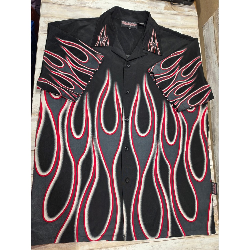 Sapphire Lounge Mens Flame Print Button Down Shirt Black Red Short Sleeve Medium